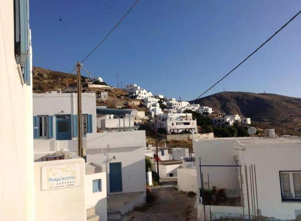 Anemoessa Studios Serifos Town Exterior foto